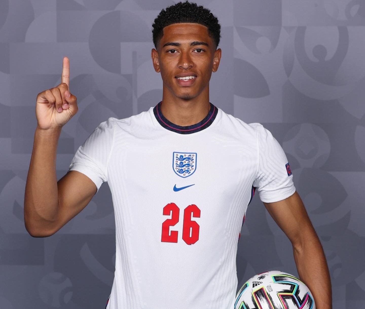 老鹰伤病名单：波尔津吉斯&特雷&杨等4人将缺席今日战骑士