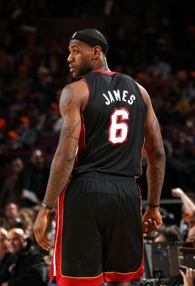 数据不骗人！揭秘哈里森为何甘冒被解雇风险毅然交易东契奇